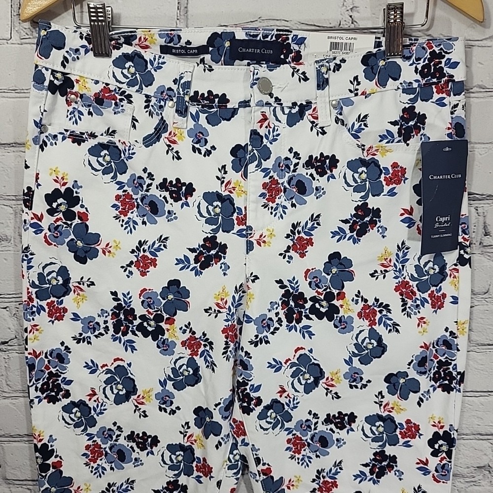 Charter Club Women's Size 10 Bristol Capri Pants White Floral Slimming New NWT - Picture 4 of 15